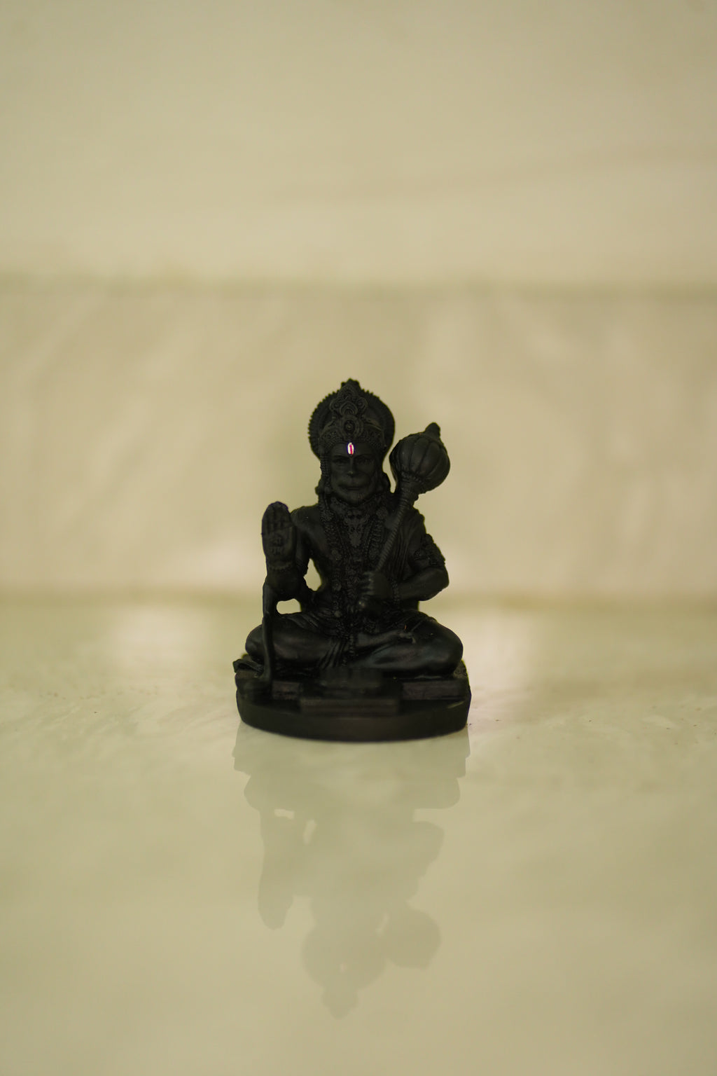 Hanuman Ji Blessing Idol – Matte Black Finish