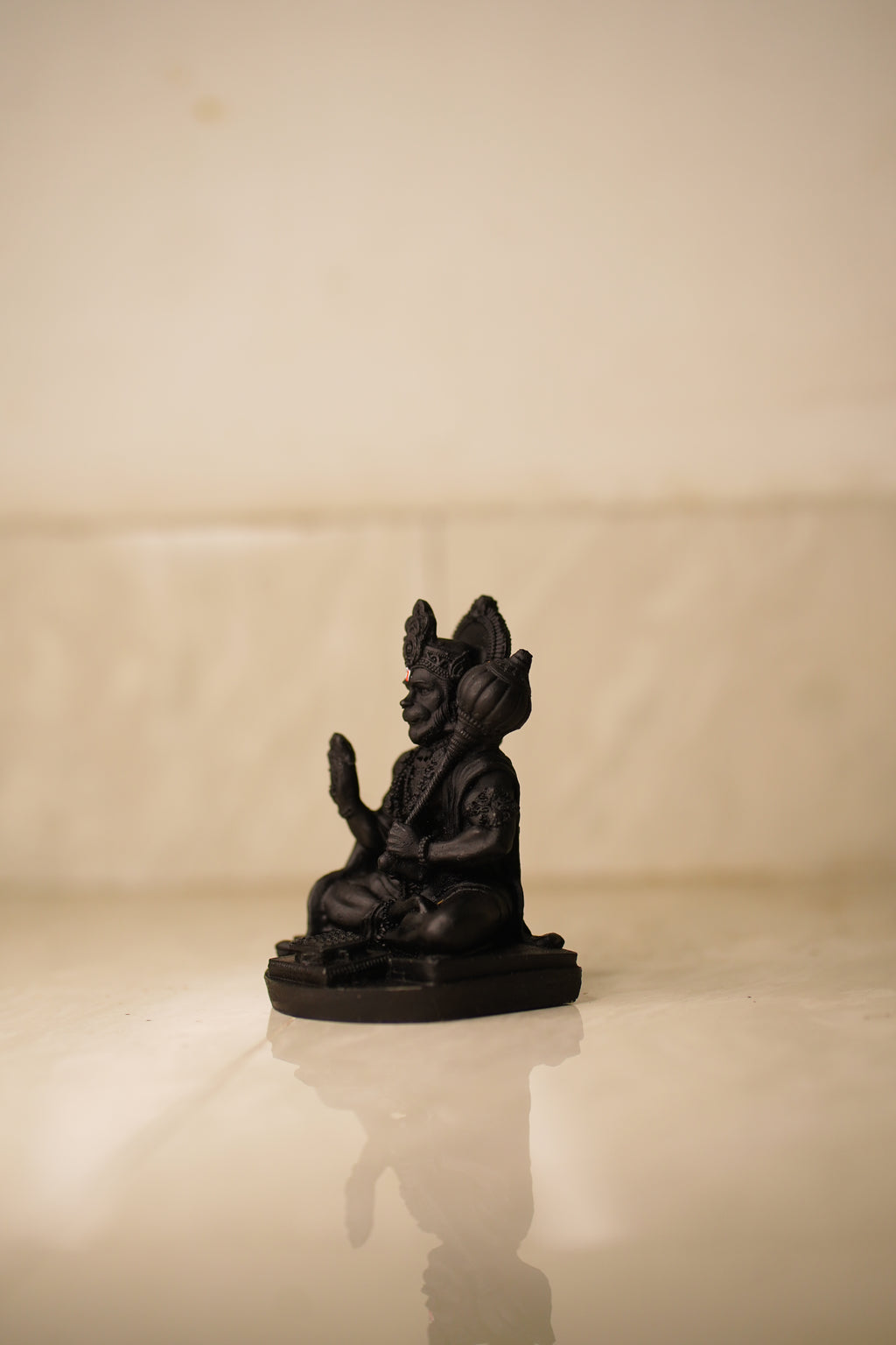 Hanuman Ji Blessing Idol – Matte Black Finish