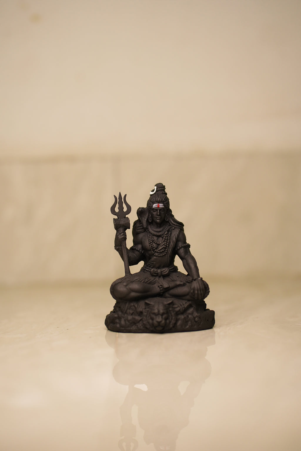 Meditating Shiv Ji Idol with Trishul – Matte Black