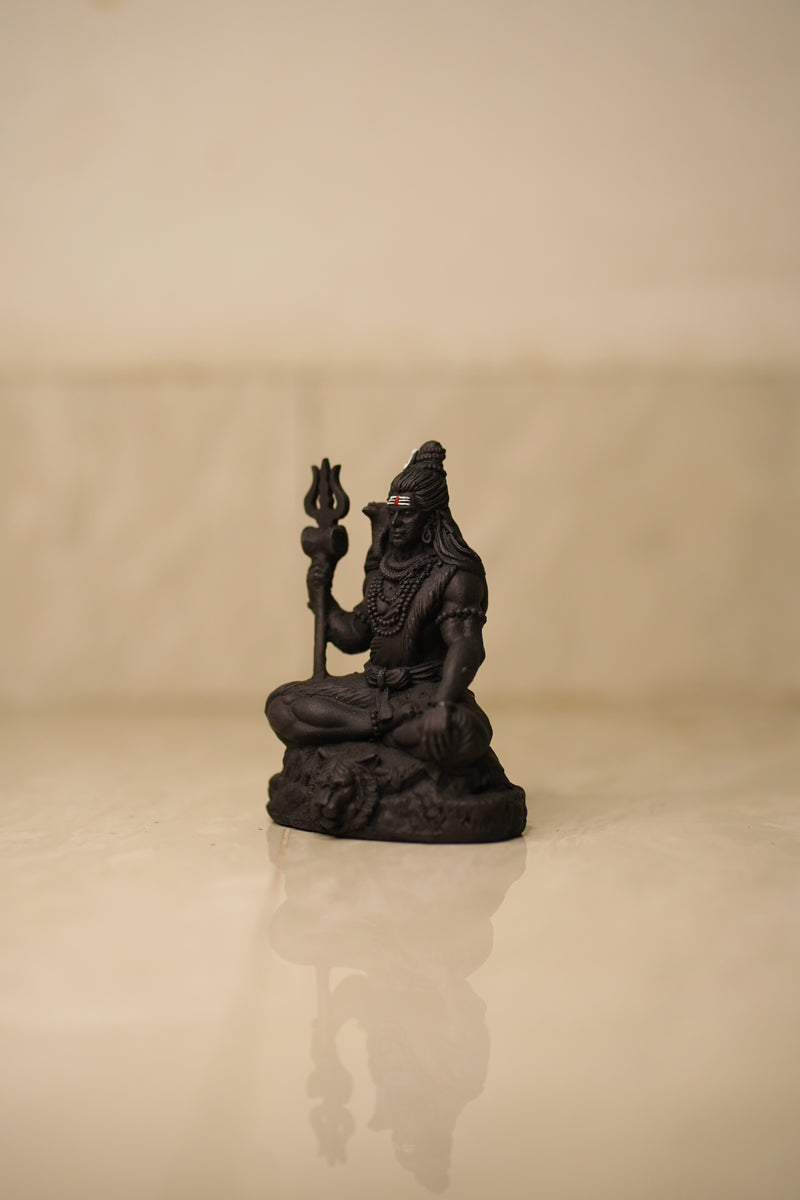 Meditating Shiv Ji Idol with Trishul – Matte Black